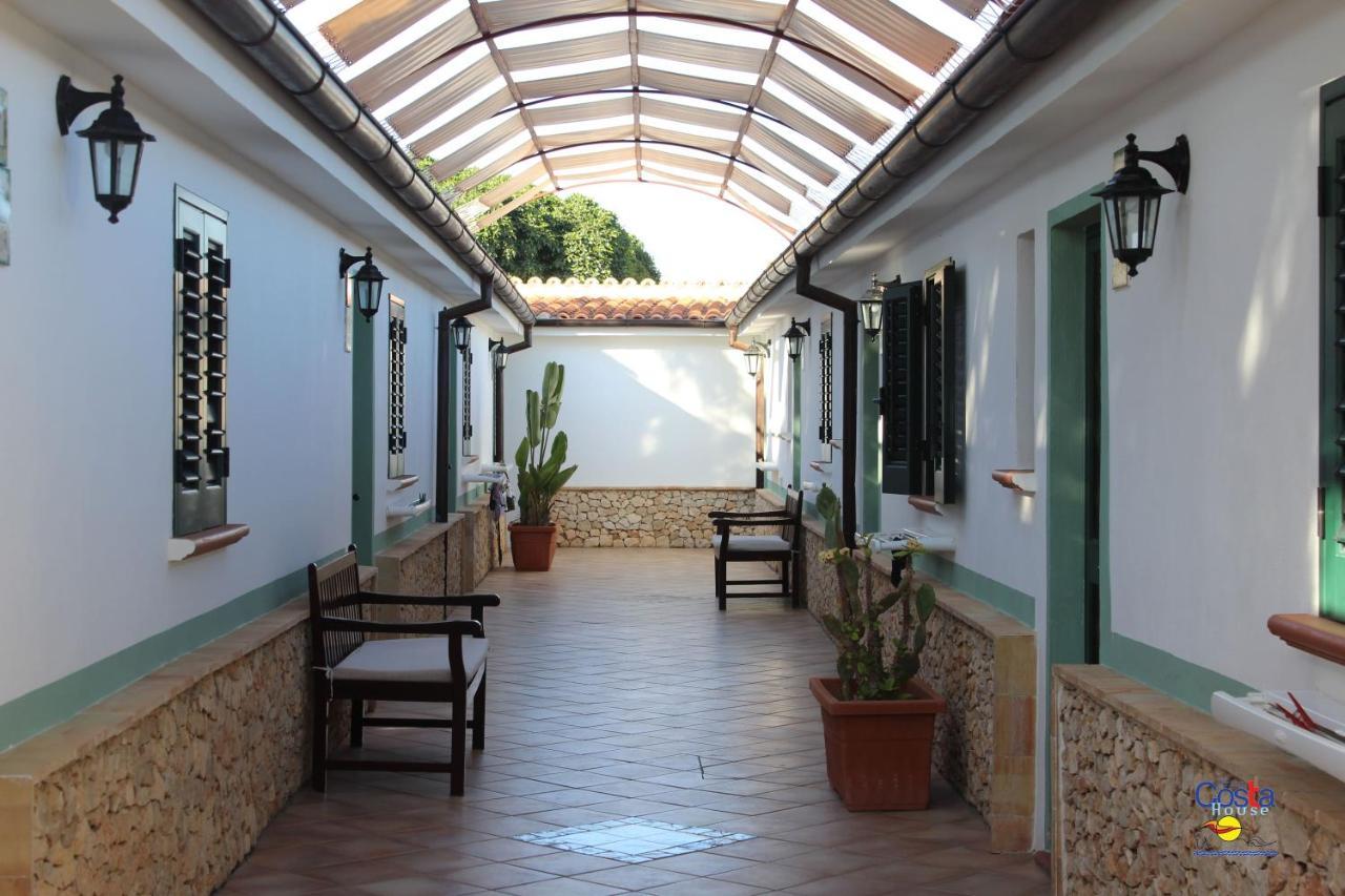 Agriturismo Resort Costa House ランペドゥーザ エクステリア 写真
