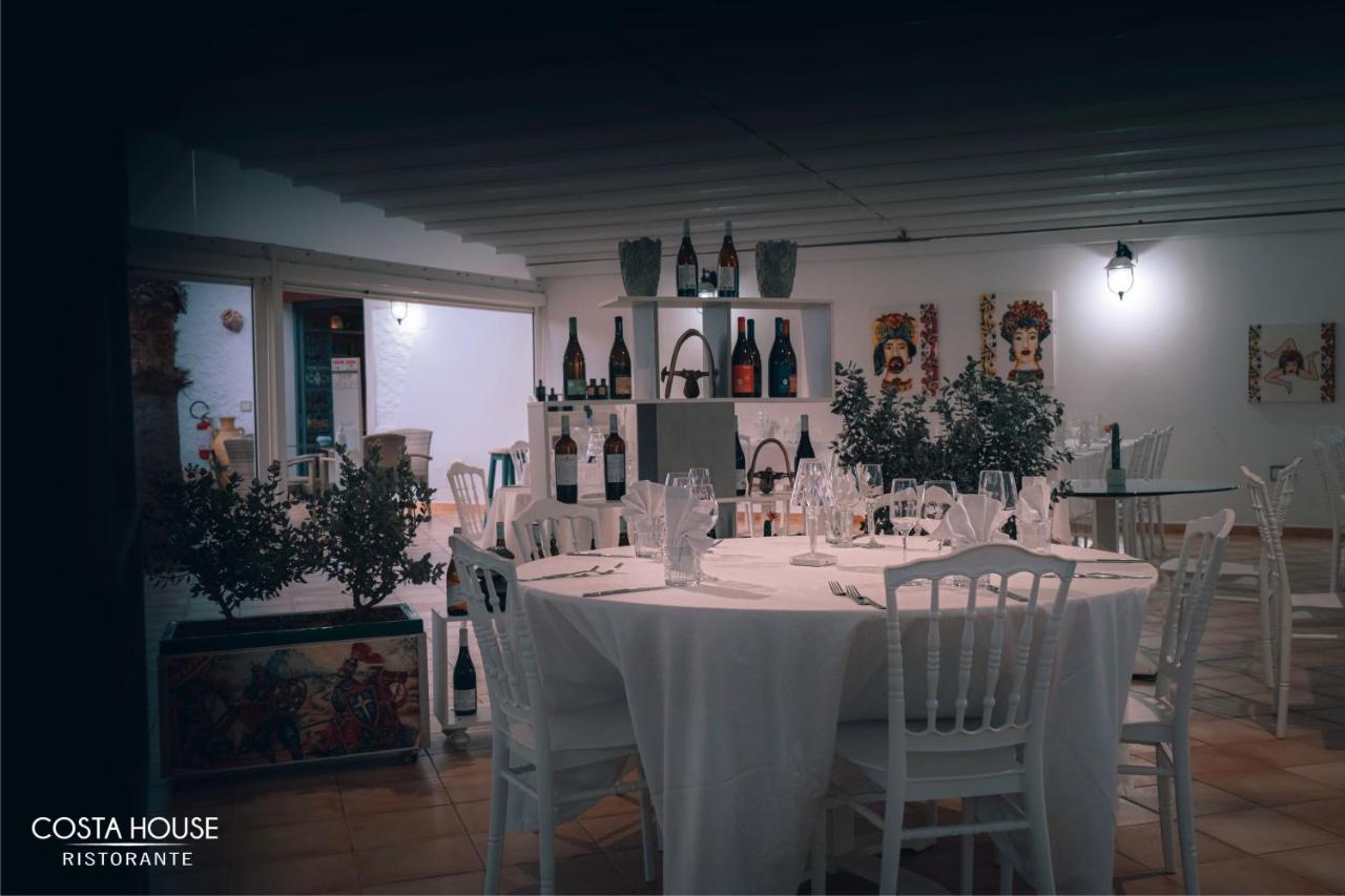 Agriturismo Resort Costa House ランペドゥーザ エクステリア 写真